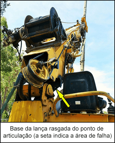 399-s3-PT.png Base da lança rasgada do ponto de articulação (a seta indica a área de falha)