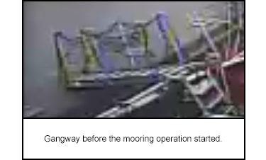 Gangway before the mooring operation started.